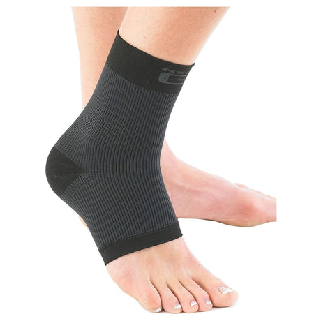 Image of Neo G Airflow Ankle Support, Unisex, Small, 15cm to 19cm Circumference